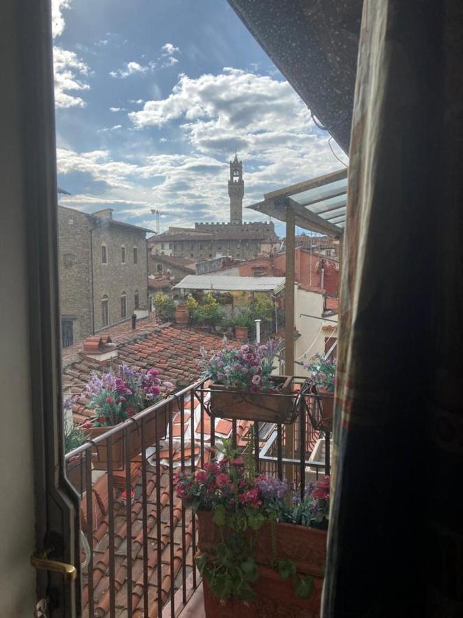 Attico In Piazza Santa Croce Daire Floransa Dış mekan fotoğraf